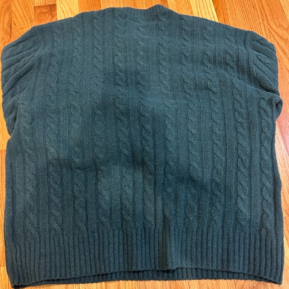 Hollister Big Comfy Sweater - Picture 4 of 5